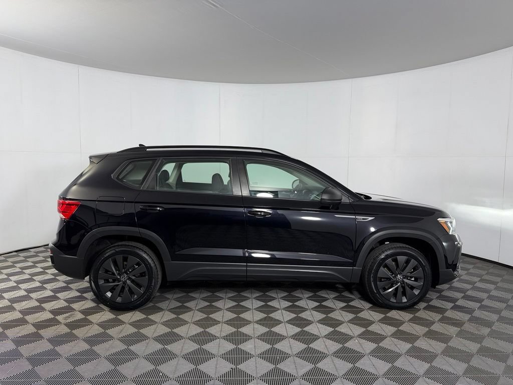 Used 2024 Volkswagen Taos S FWD image 6