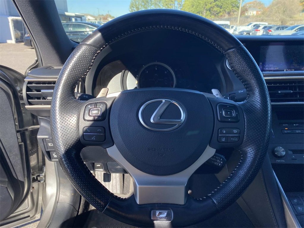 Used 2019 Lexus IS 300 AWD image 17