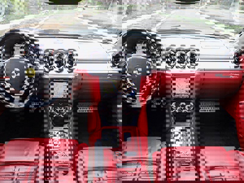 Used 2006 Ferrari 612 Scaglietti image 25