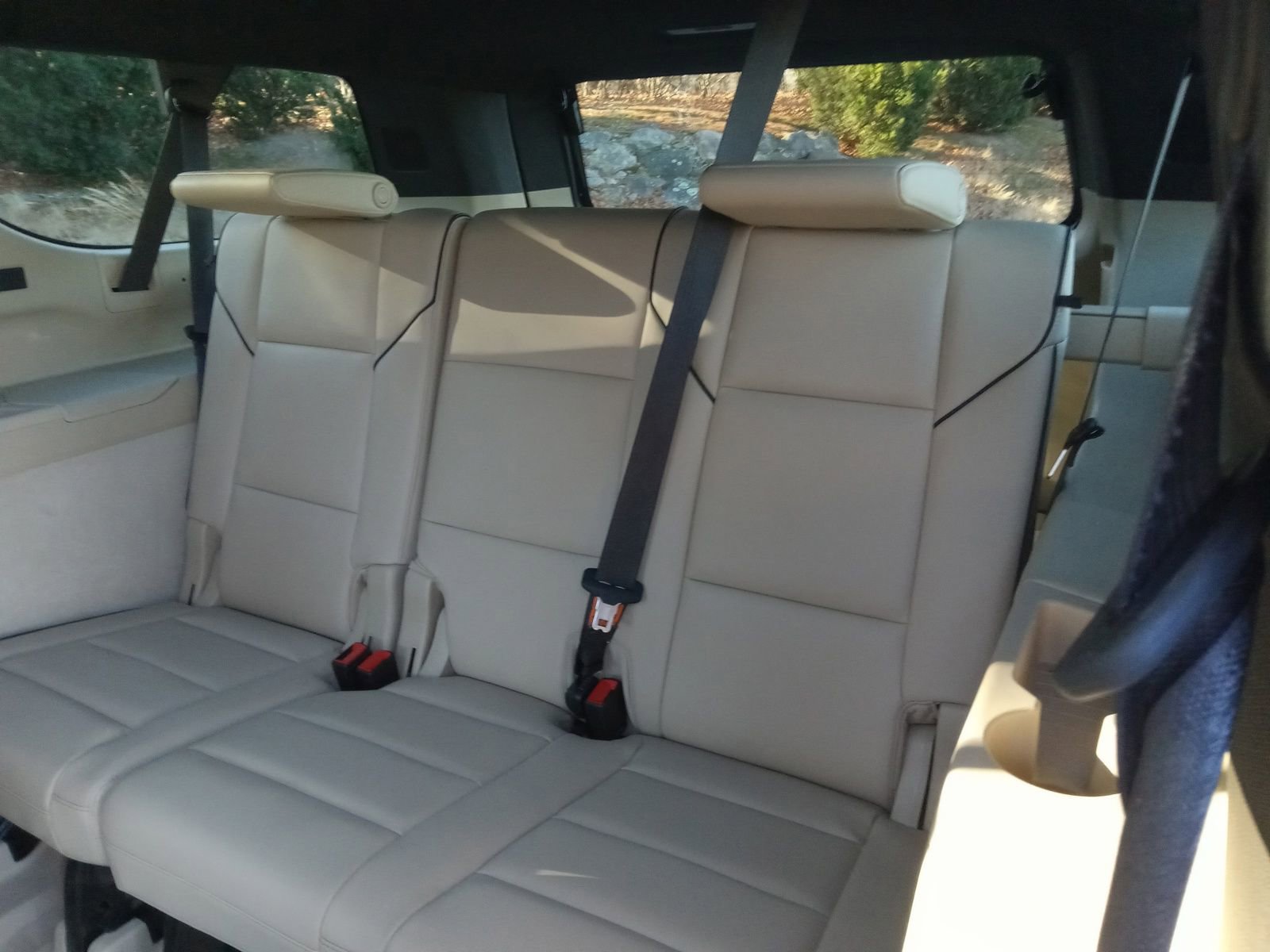 Used 2021 Cadillac Escalade ESV Premium Luxury image 25