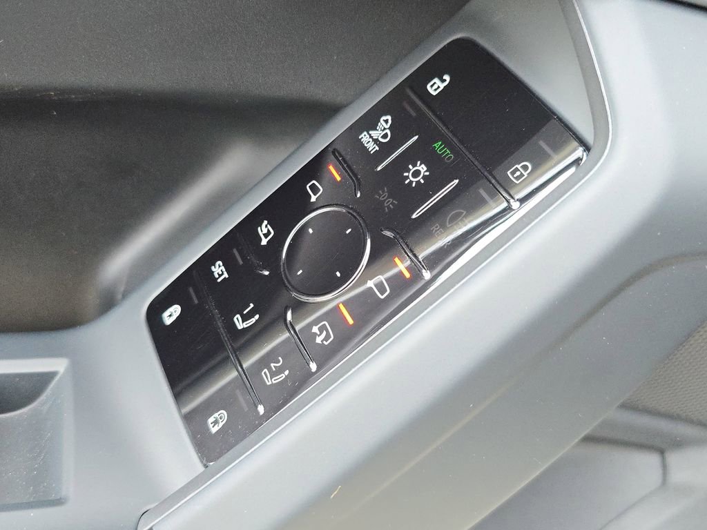 New 2026 Audi SQ5 Premium Plus image 29