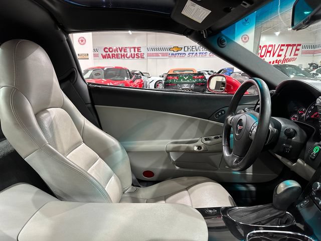 Used 2009 Chevrolet Corvette Coupe w/ Preferred Equipment Group RWD image 13