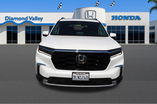 Certified 2024 Honda Pilot Elite image 2