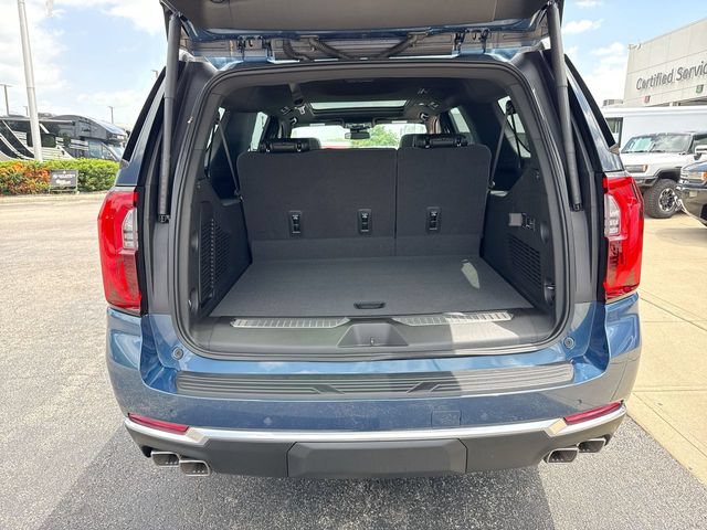 New 2026 GMC Yukon XL Denali w/ Sun & Power Step Package AWD/4WD image 25