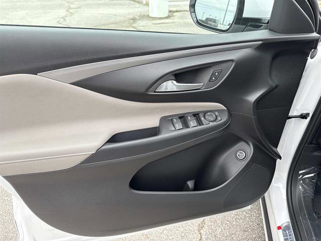 New 2026 Buick Envista Avenir FWD image 11