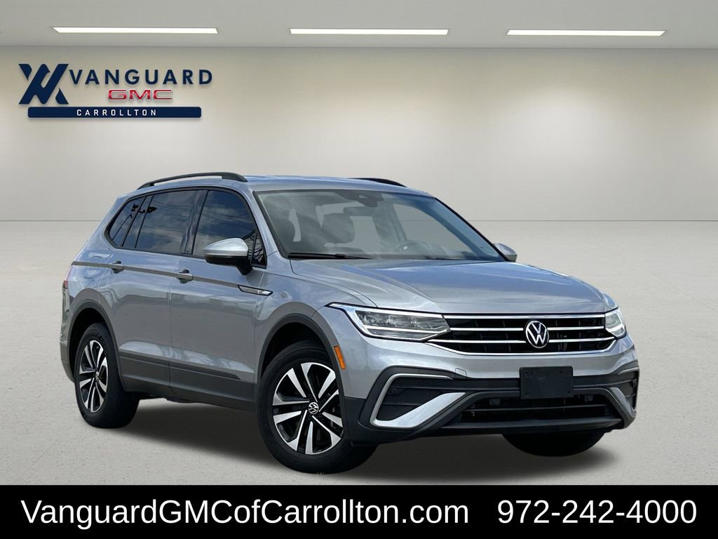 Used 2024 Volkswagen Tiguan S image 2