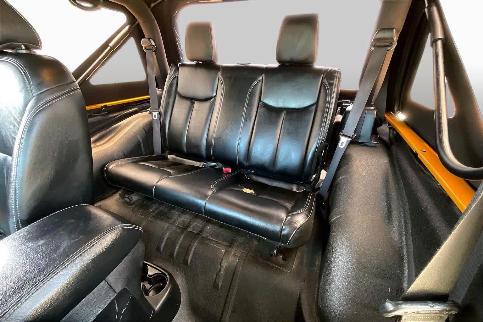 Used 2014 Jeep Wrangler Rubicon AWD/4WD image 17