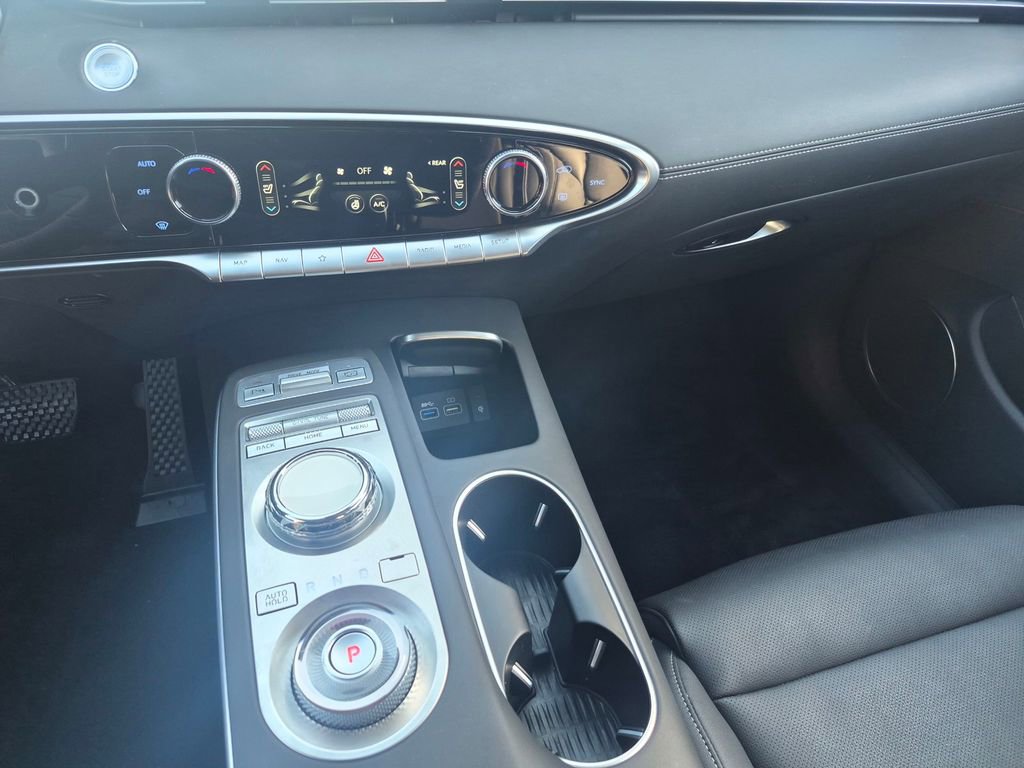 Used 2023 Genesis GV70 2.5T w/ Select Package image 27