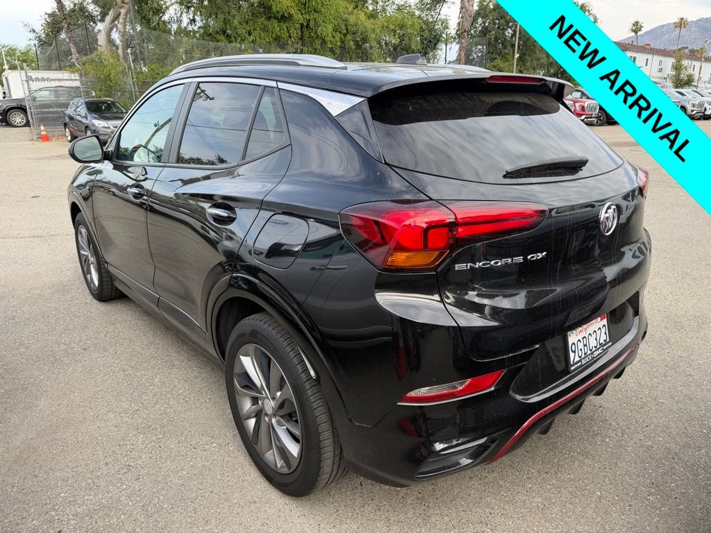 Used 2023 Buick Encore GX Select w/ Sport Touring Package image 4