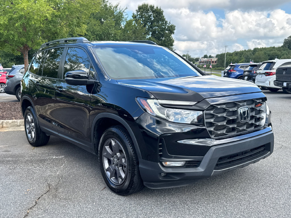Used 2024 Honda Passport TrailSport image 4
