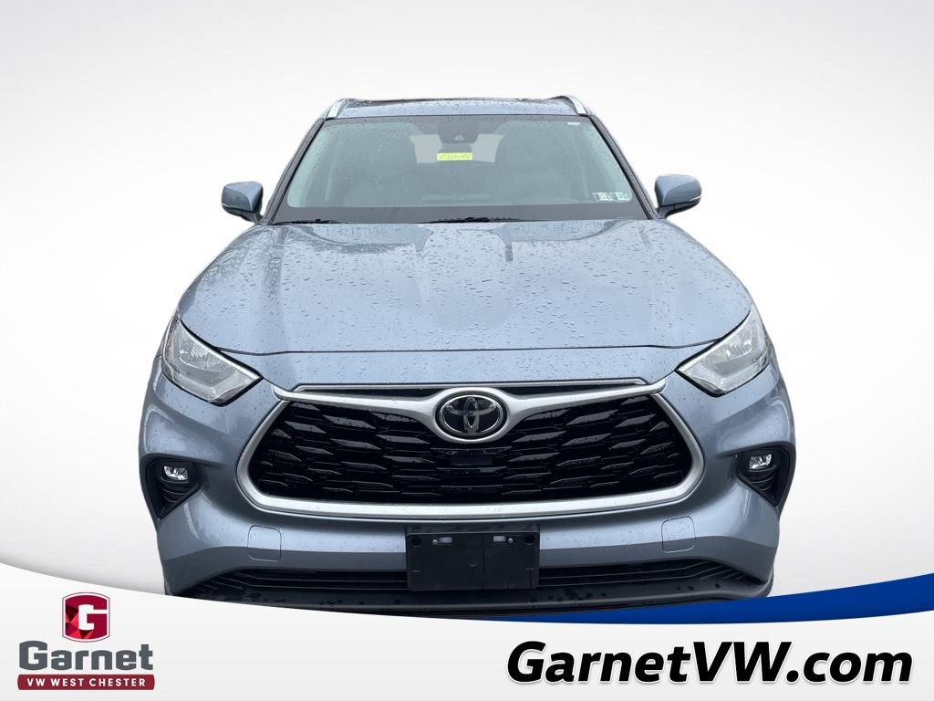 Used 2020 Toyota Highlander XLE image 9