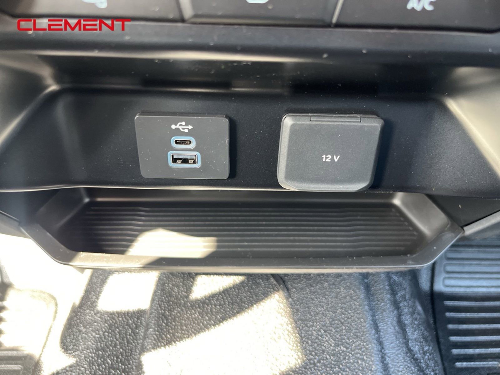 New 2026 Ford F550 4x4 Crew Cab image 14