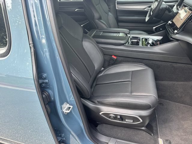 New 2026 Jeep Grand Wagoneer Limited w/ Premium Group II AWD/4WD image 12