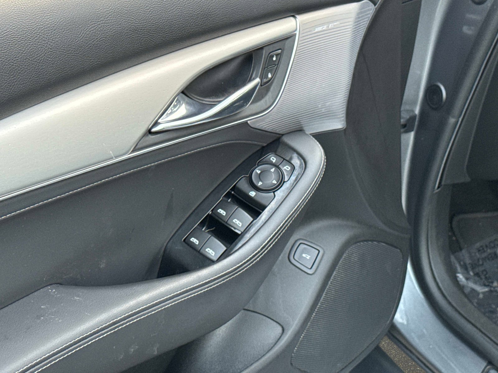 Used 2021 Cadillac CT5 Luxury w/ Sun And Sound Package image 18