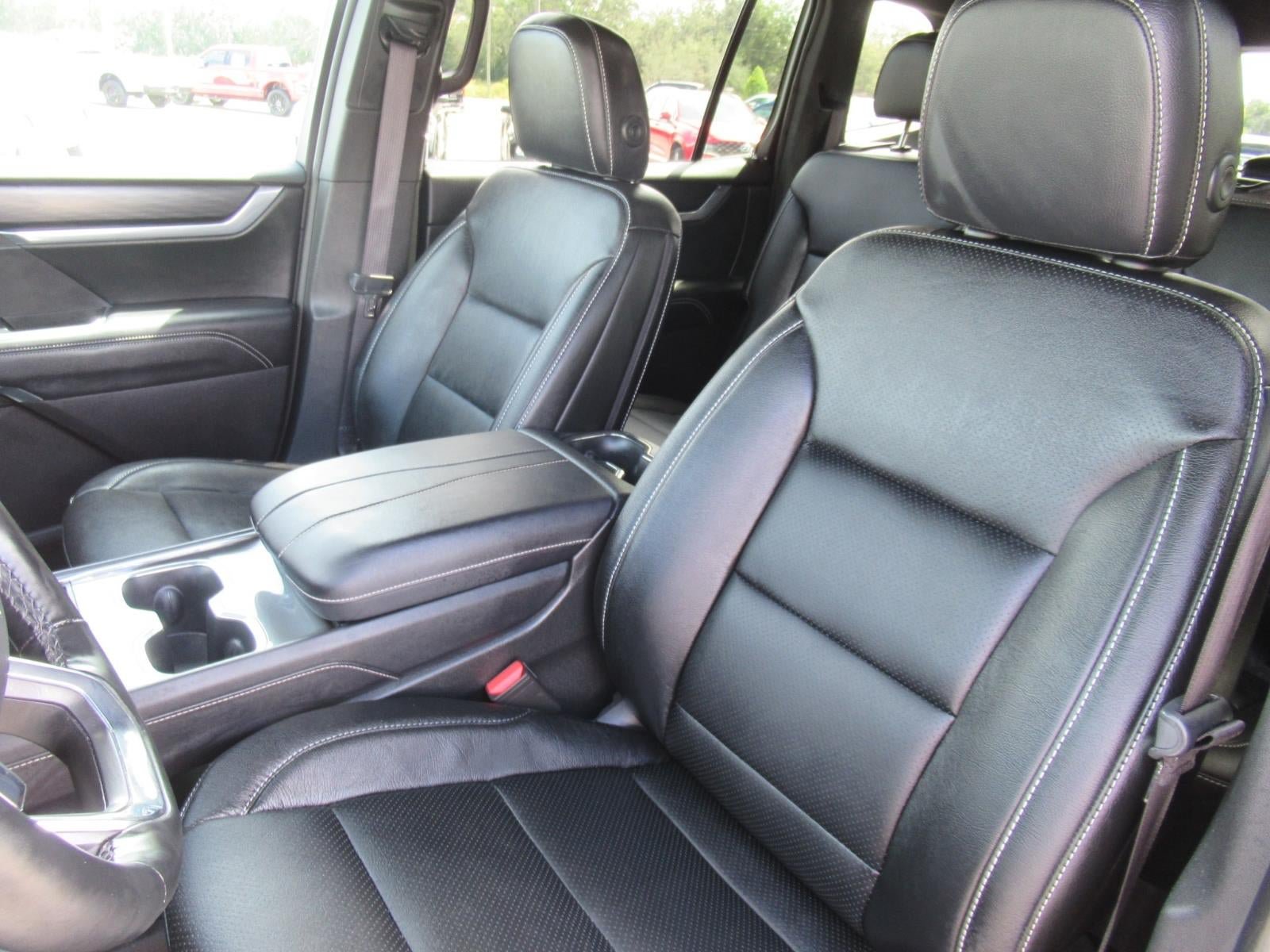 Used 2025 GMC Acadia Elevation FWD image 20