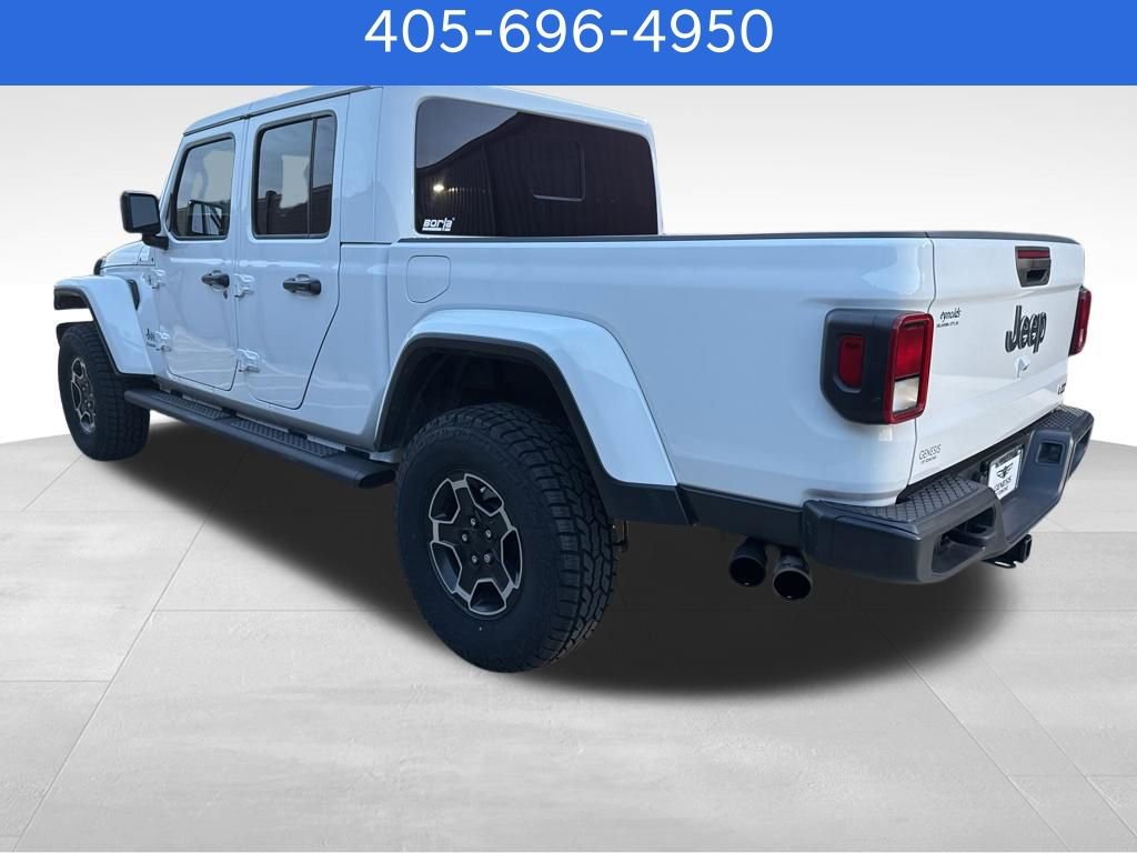 Used 2020 Jeep Gladiator Overland image 4