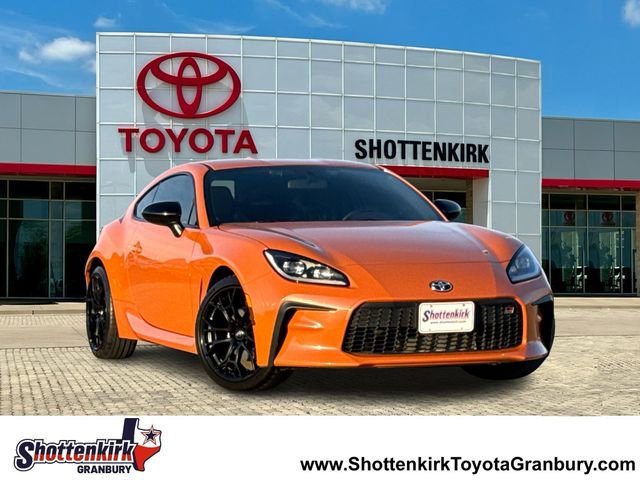 Used 2023 Toyota GR86 10th Anniversary SE image 1