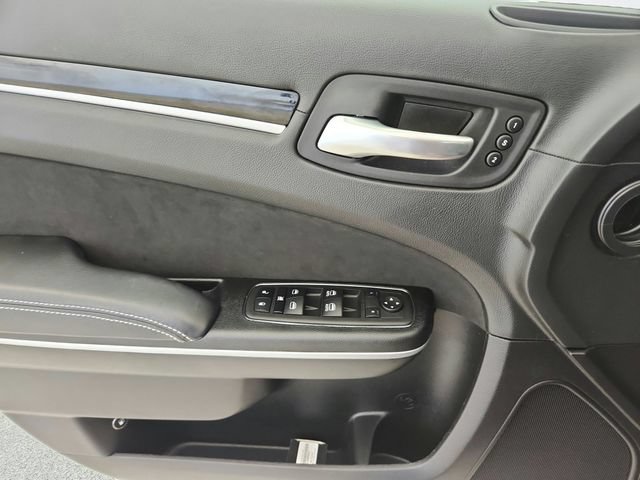 Used 2023 Chrysler 300 C RWD image 22