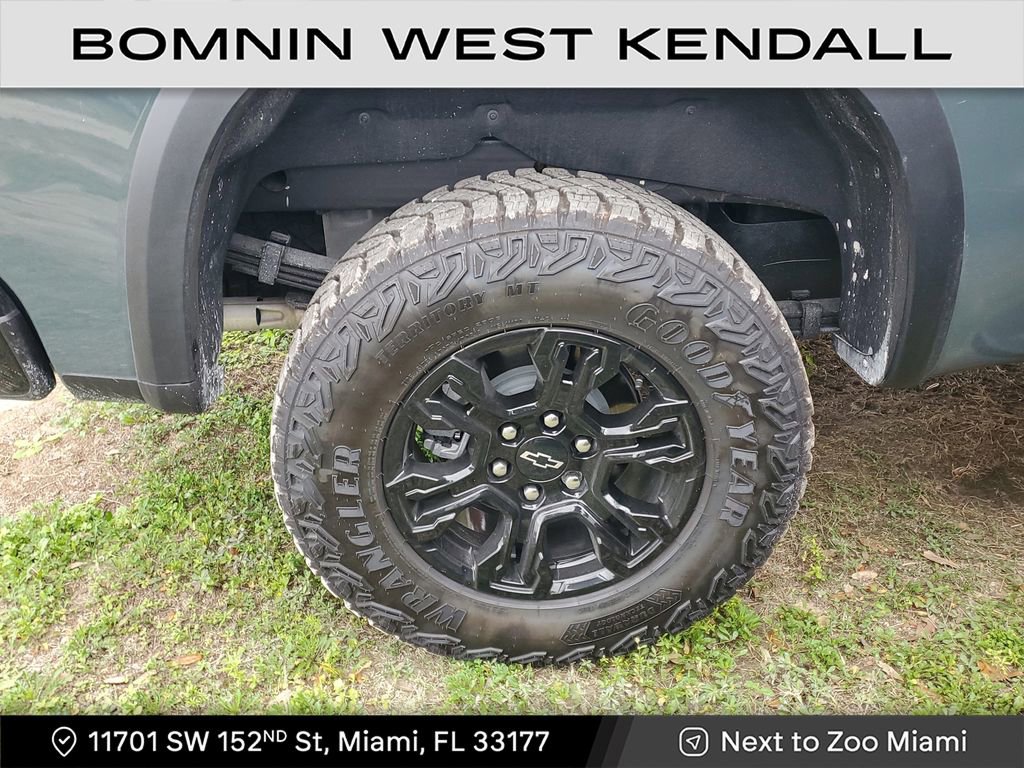 Used 2025 Chevrolet Silverado 1500 ZR2 w/ Technology Package image 7