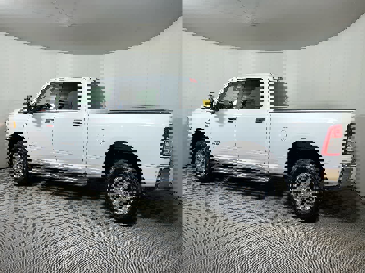 Used 2024 RAM 2500 Big Horn image 12