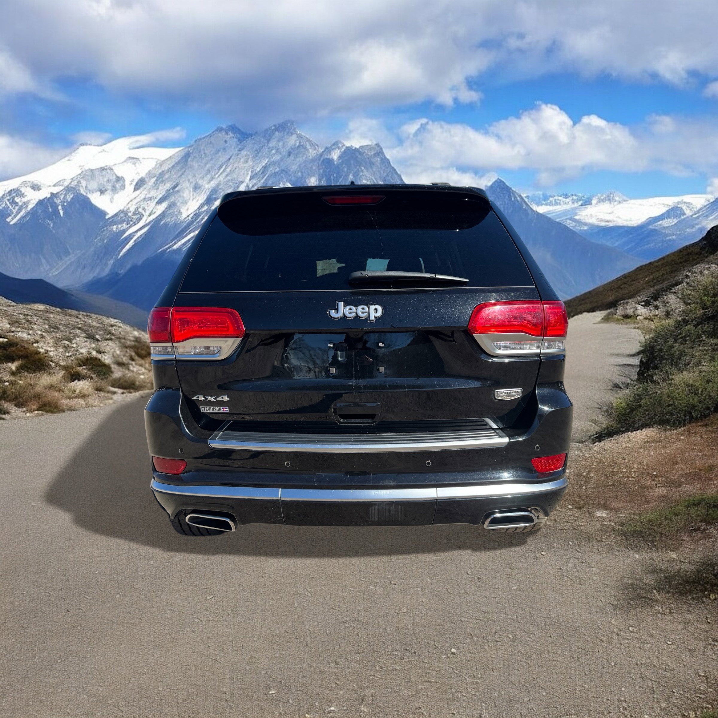 Used 2021 Jeep Grand Cherokee Summit w/ Platinum Series Group image 4