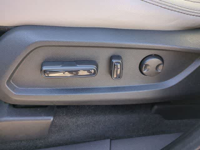 Used 2023 Honda Pilot EX-L image 18