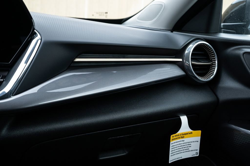 New 2026 Chevrolet Trax ACTIV w/ Sunroof Package image 31