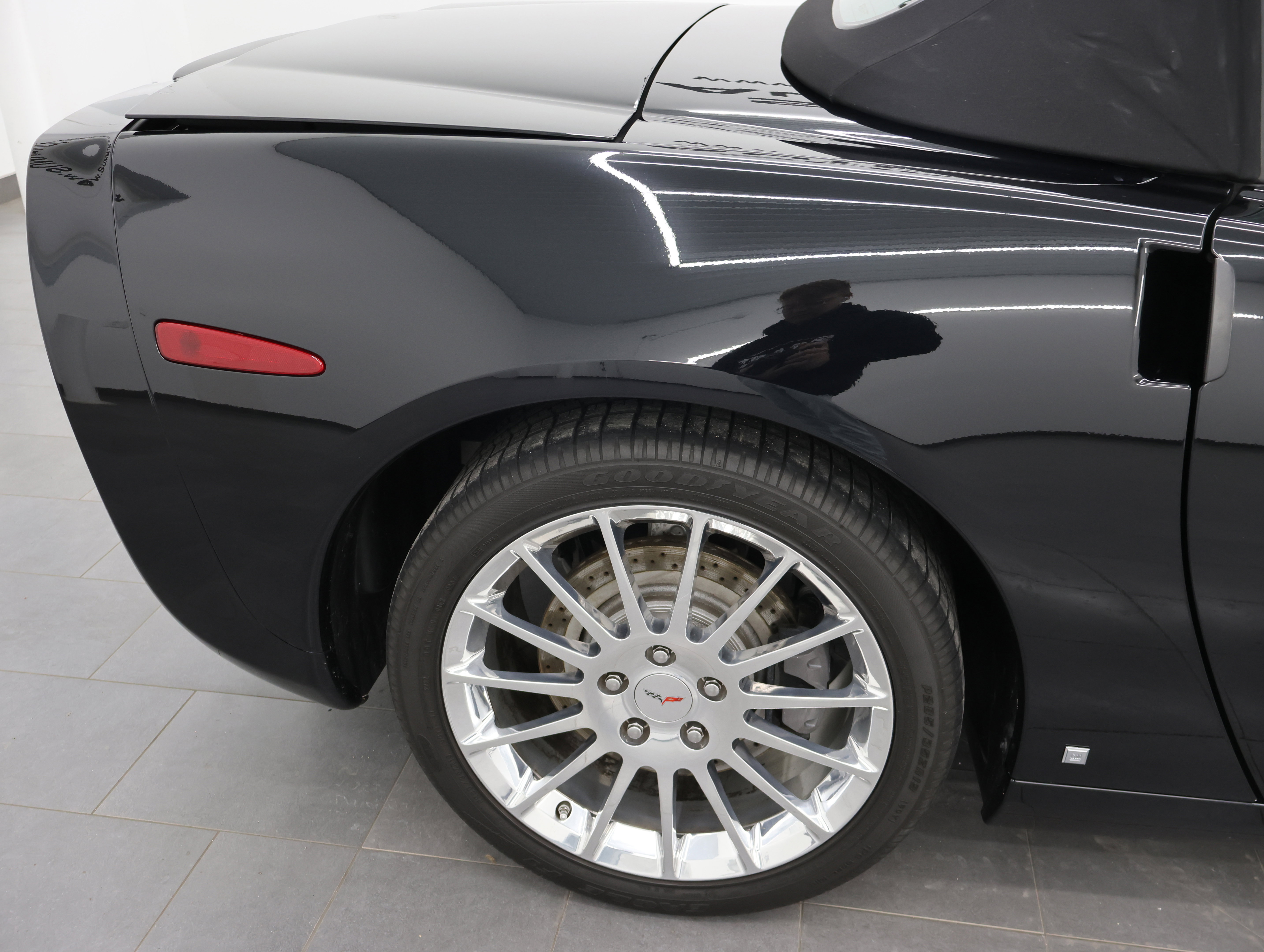 Used 2007 Chevrolet Corvette Convertible w/ Preferred Equipment Group image 20