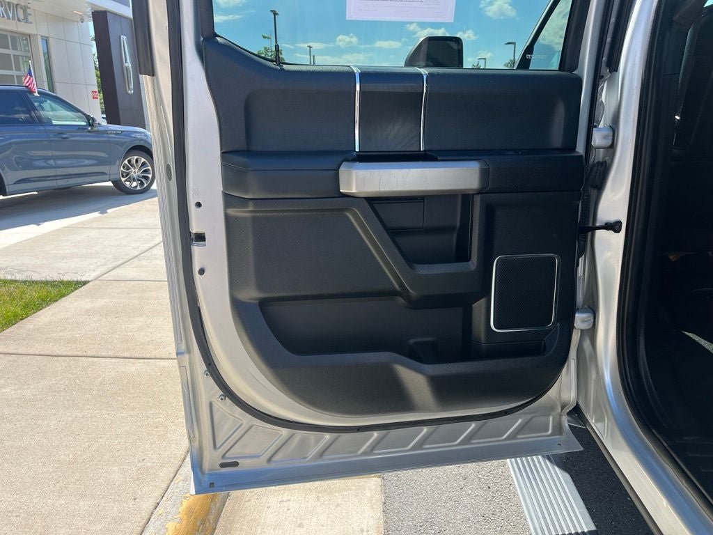 Used 2019 Ford F250 Platinum w/ Platinum Ultimate Package AWD/4WD image 17