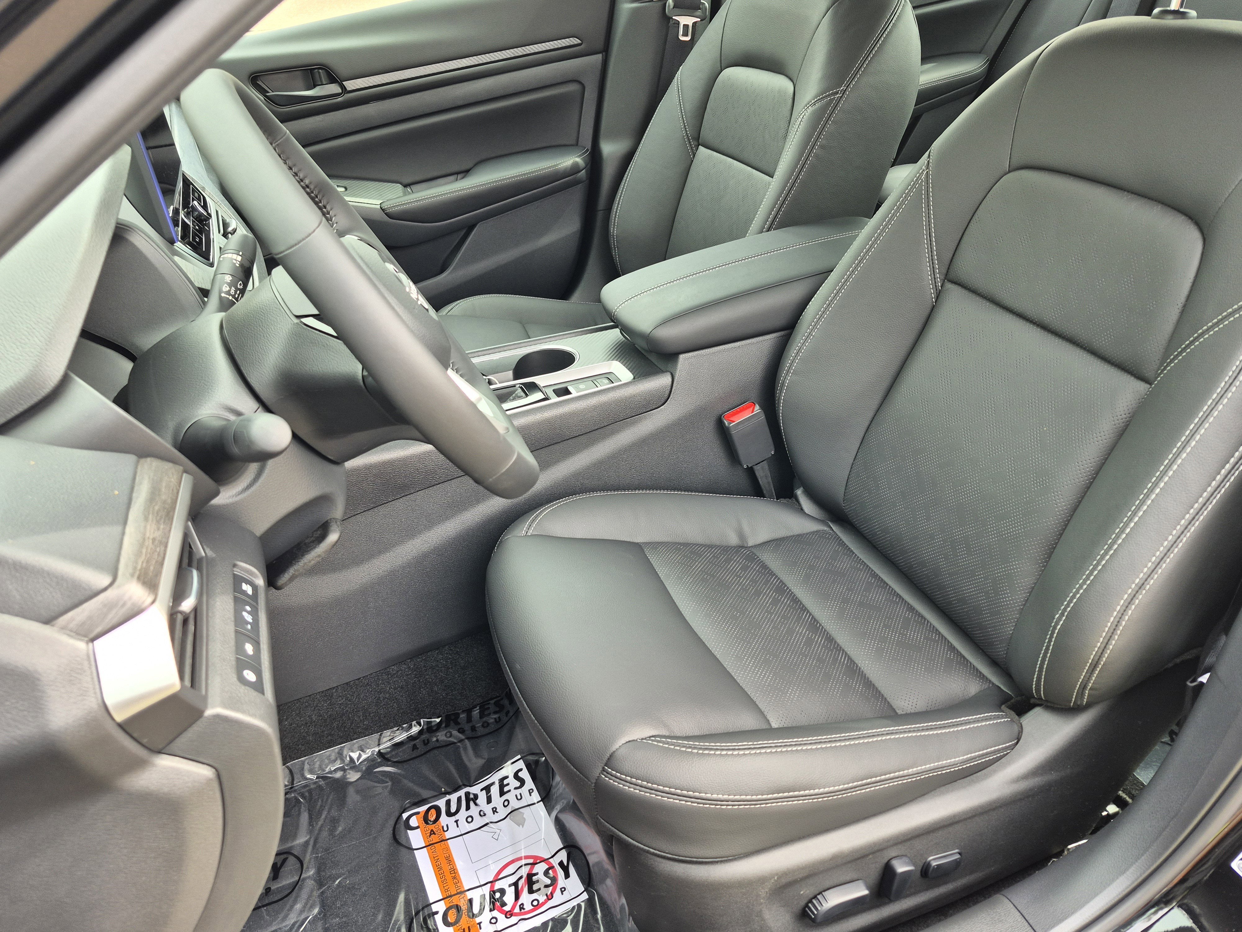 New 2026 Nissan Altima 2.5 SV w/ SV Premium Package FWD image 19