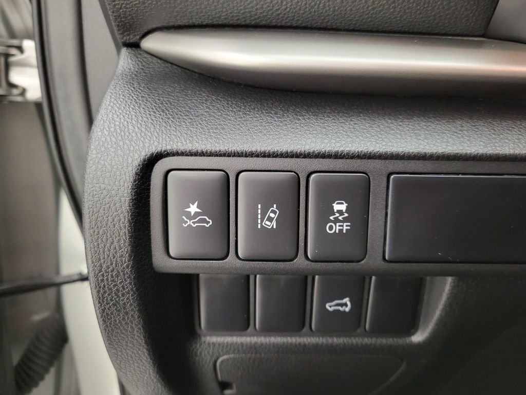 Used 2025 Mitsubishi Eclipse Cross SE image 5