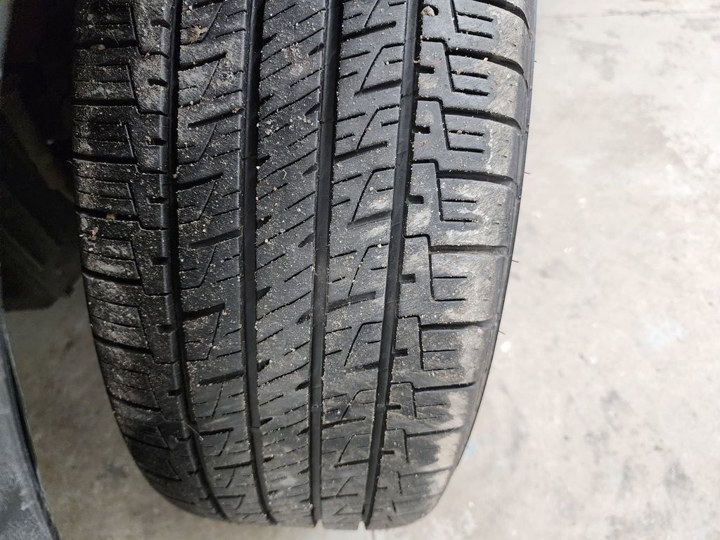 Used 2019 Chevrolet Traverse RS w/ LPO, Floor Liner Package image 43