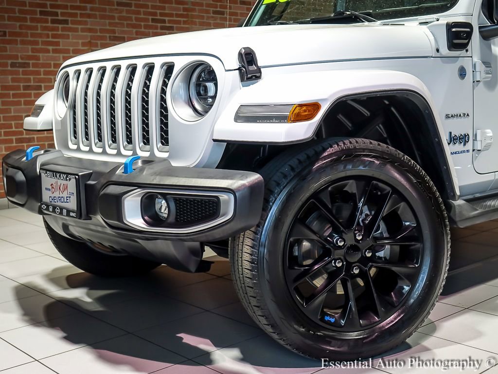 Used 2023 Jeep Wrangler Unlimited Sahara w/ Cold Weather Group image 3