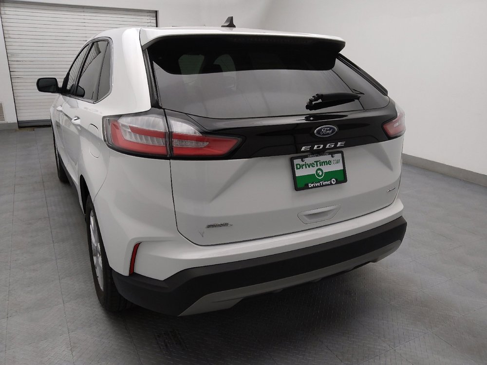 Used 2024 Ford Edge SEL image 6