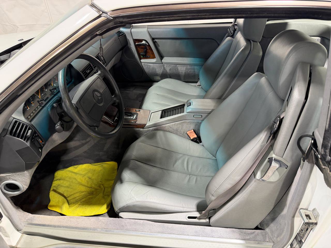 Used 1991 Mercedes-Benz 500 SL image 17
