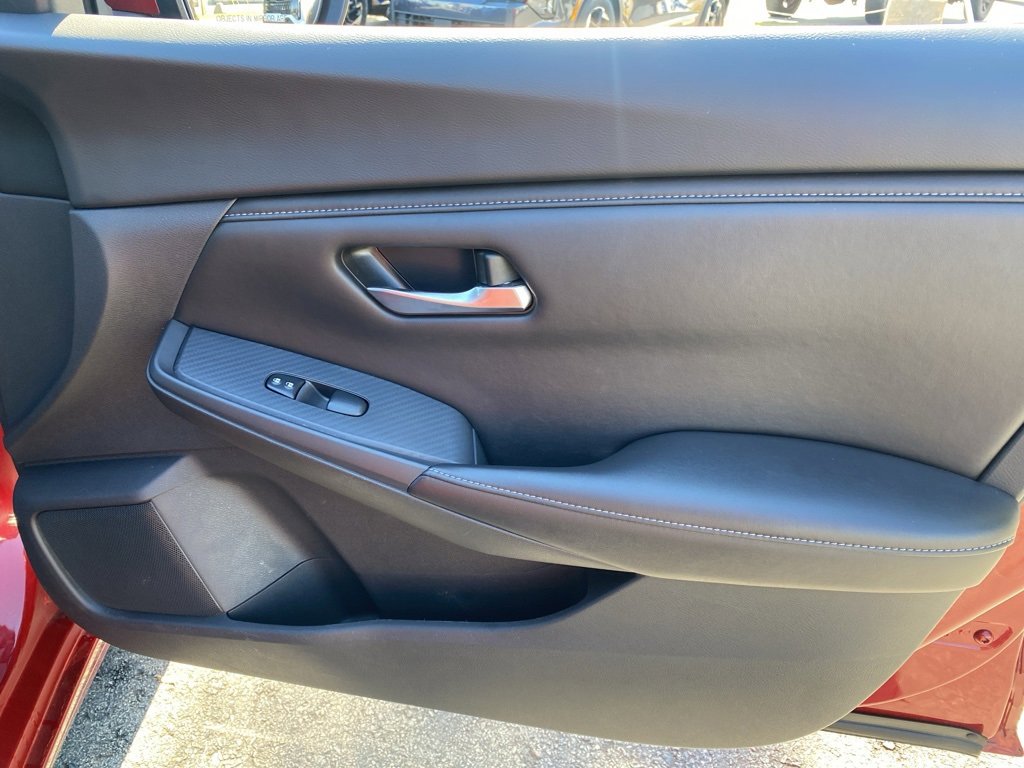 Used 2023 Nissan Sentra SV image 15