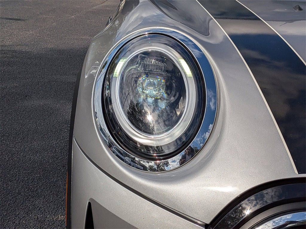 Used 2024 MINI Cooper Classic image 10