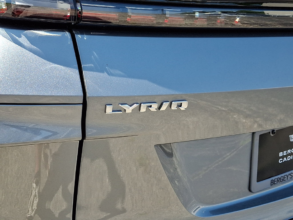New 2026 Cadillac Lyriq Signature Luxury w/ Nappa Leather Package AWD/4WD image 17