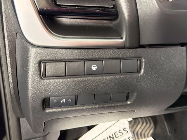 Used 2021 Nissan Rogue SV FWD image 23