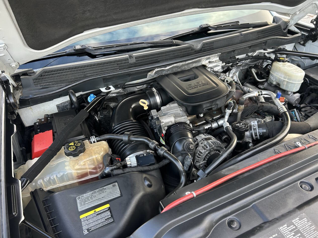 Used 2015 GMC Sierra 3500 Denali w/ Duramax Plus Package image 9