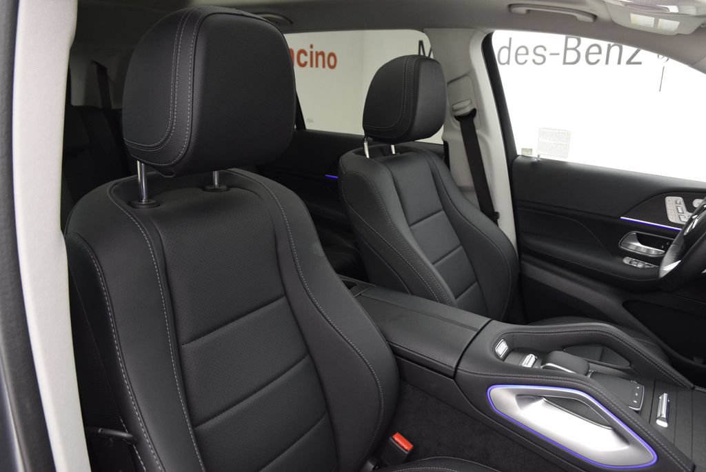 Used 2026 Mercedes-Benz GLS 450 4MATIC image 17