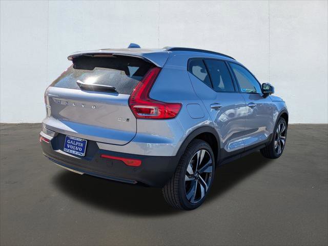 New 2026 Volvo XC40 B5 Ultra w/ Climate Package image 2