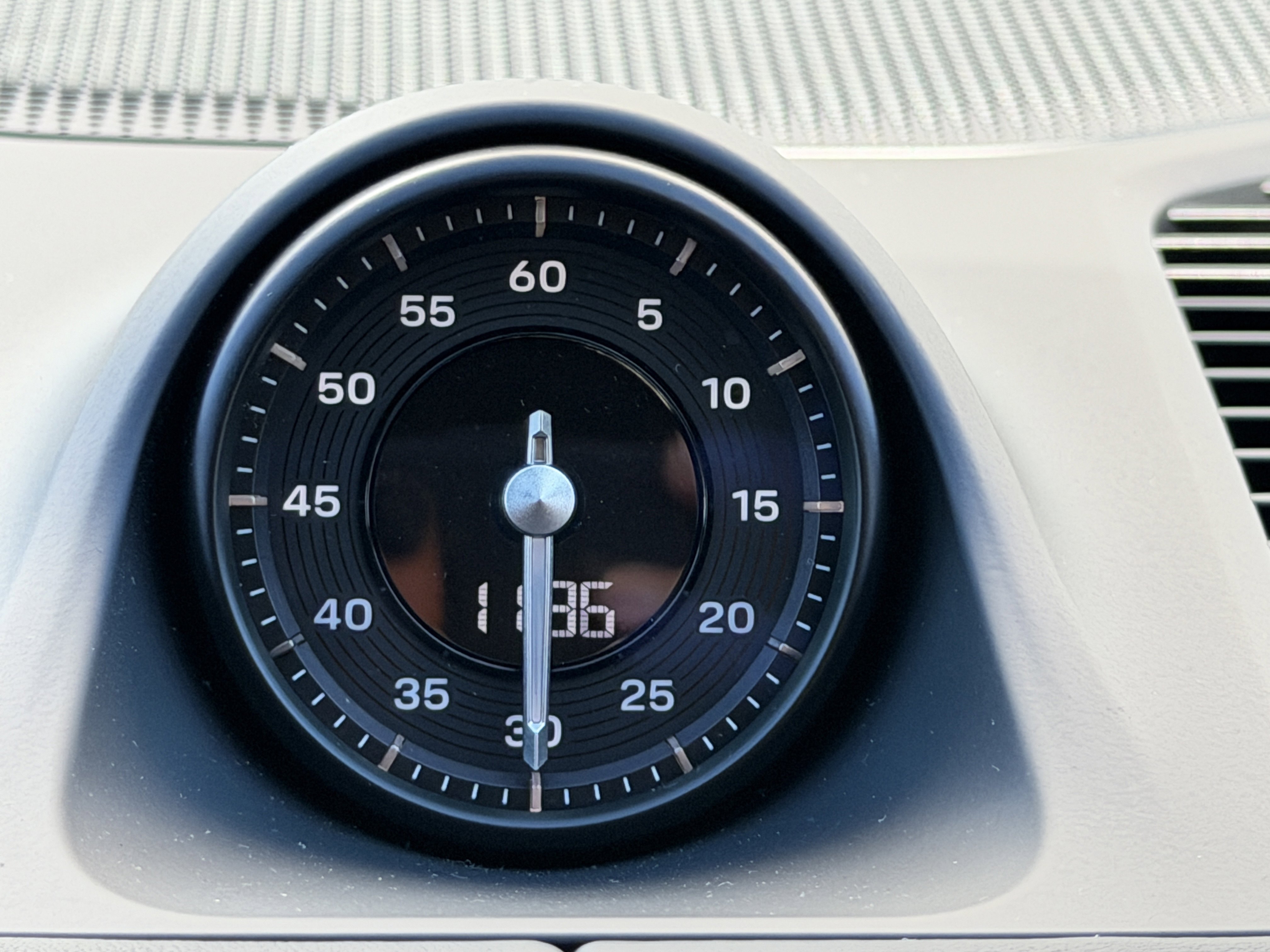 New 2026 Porsche Cayenne Coupe image 28