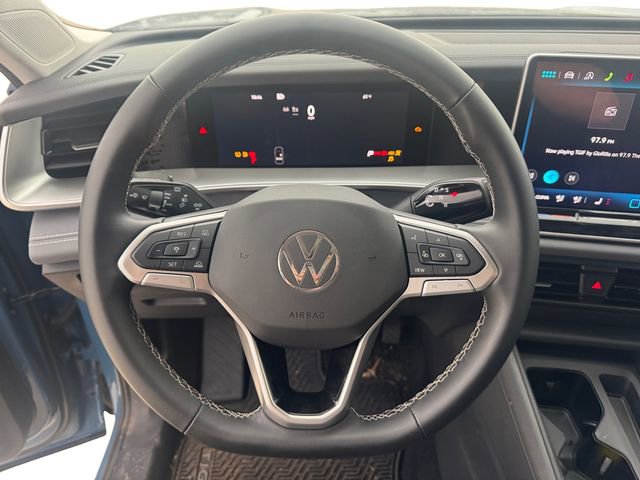 Used 2026 Volkswagen Tiguan SE FWD image 14