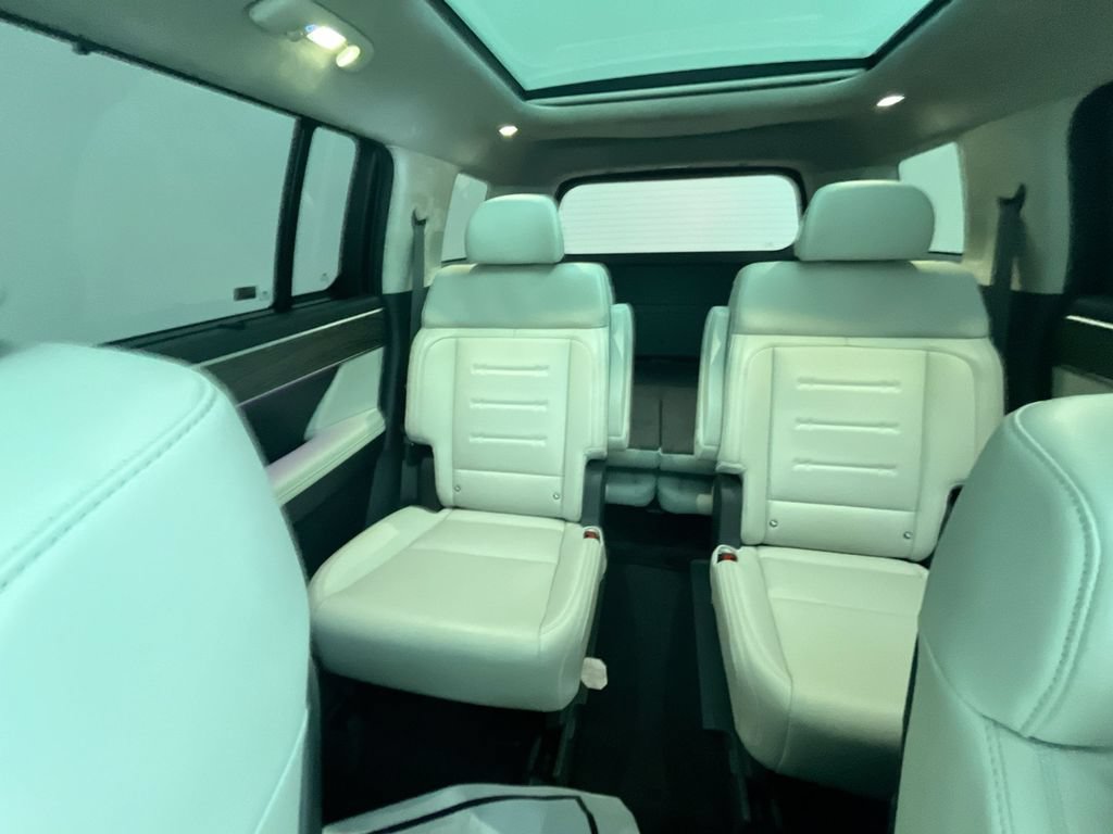 Used 2024 Hyundai Santa Fe Calligraphy AWD/4WD image 12