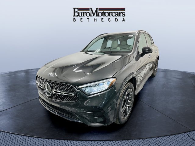 New 2027 Mercedes-Benz GLC 300 4MATIC image 1