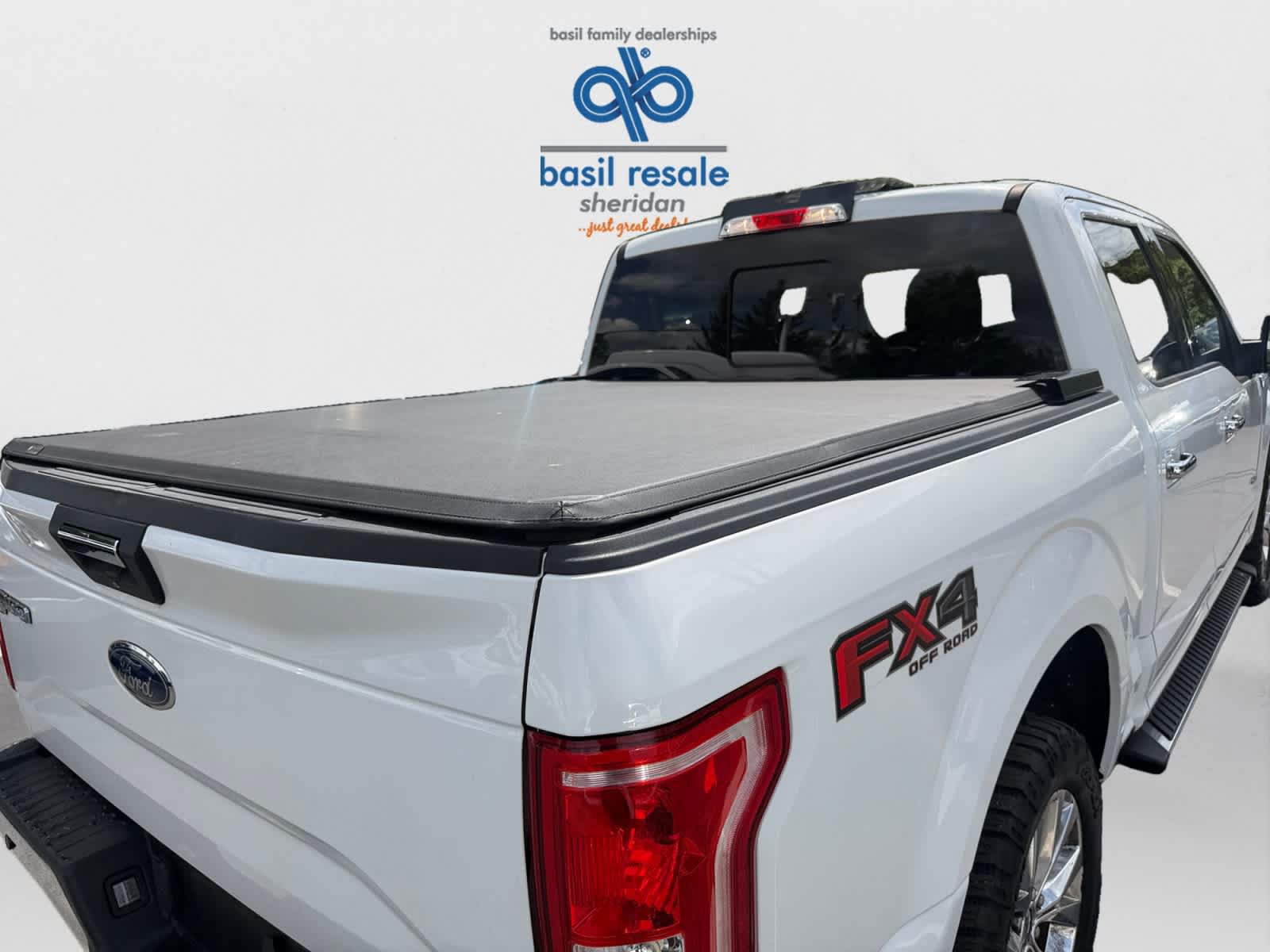 Used 2015 Ford F150 XLT w/ Equipment Group 302A Luxury AWD/4WD image 27