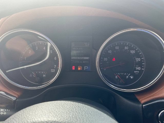 Used 2013 Jeep Grand Cherokee Overland Summit AWD/4WD image 19