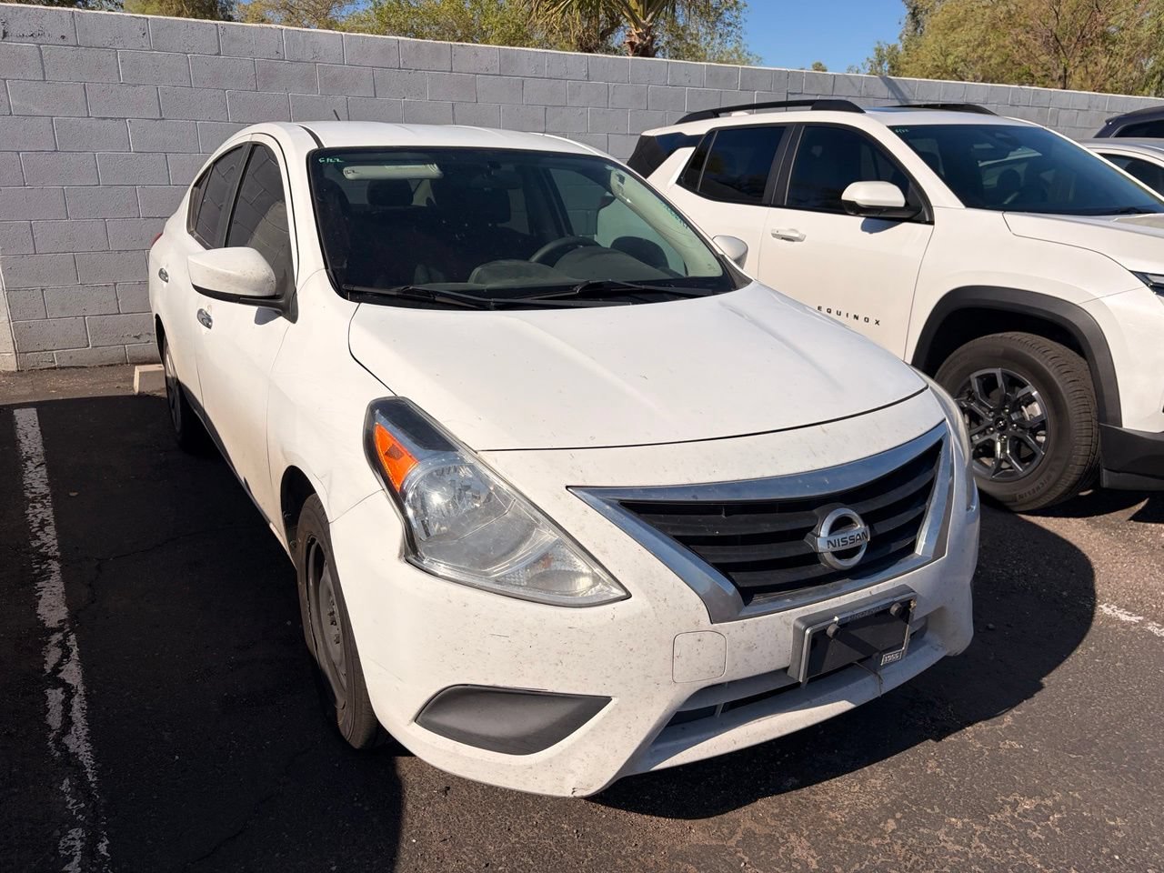 Used 2019 Nissan Versa SV FWD image 4