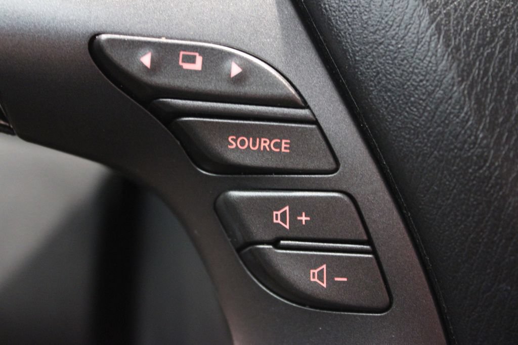 Used 2020 Nissan Murano S w/ Technology Package AWD/4WD image 23